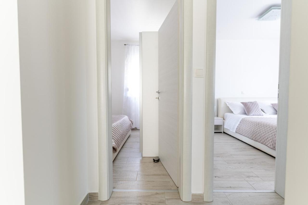 Silver Luxury Apartment Trogir Exteriér fotografie